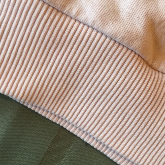 H&M Pink oversized sweatshirt - Picture 3 of 3